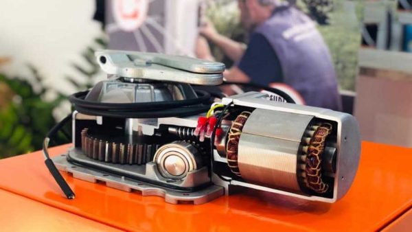 MOTOR CỔNG ÂM SÀN ROGER R21-351 - Ảnh 2