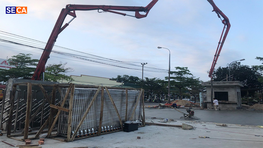 Công trình thi công thực tế cổng xếp inox tại nhà máy SEAREE