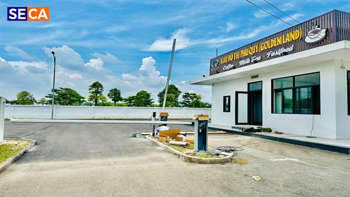 Cổng Barie tại KĐT Phú Qúy Land được hoàn thiện