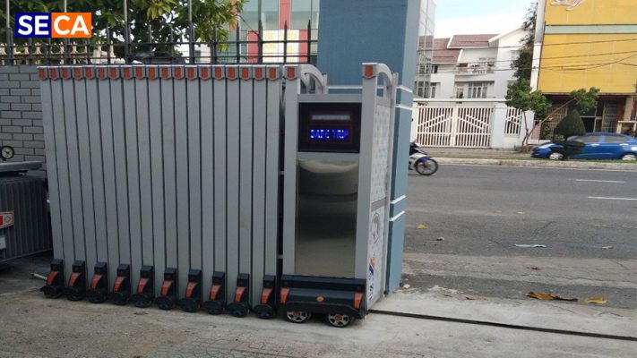 Dự án thi công cổng xếp inox tại Công ty Điện lực Cẩm Lệ