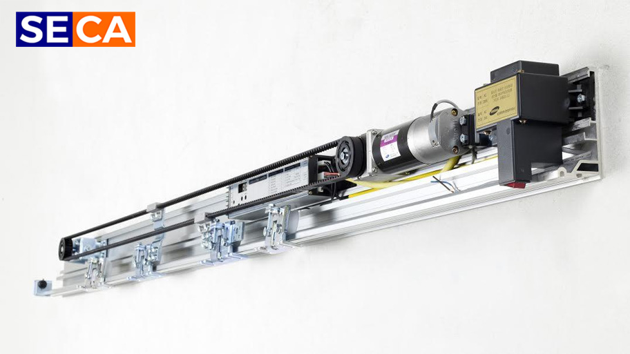 Motor đóng cửa giúp các bộ phận cửa hoạt động trơn tru