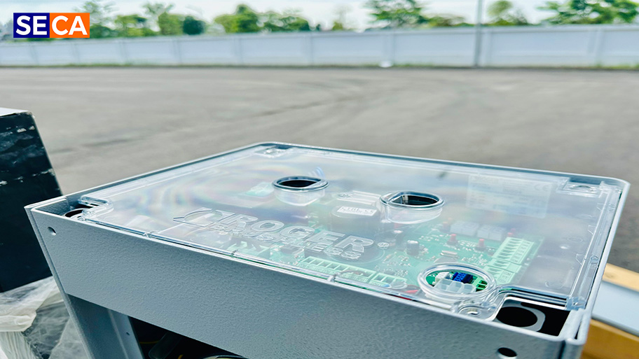 Thiết bị motor barie tự động được lắp đặt tại KĐT Phú Qúy
